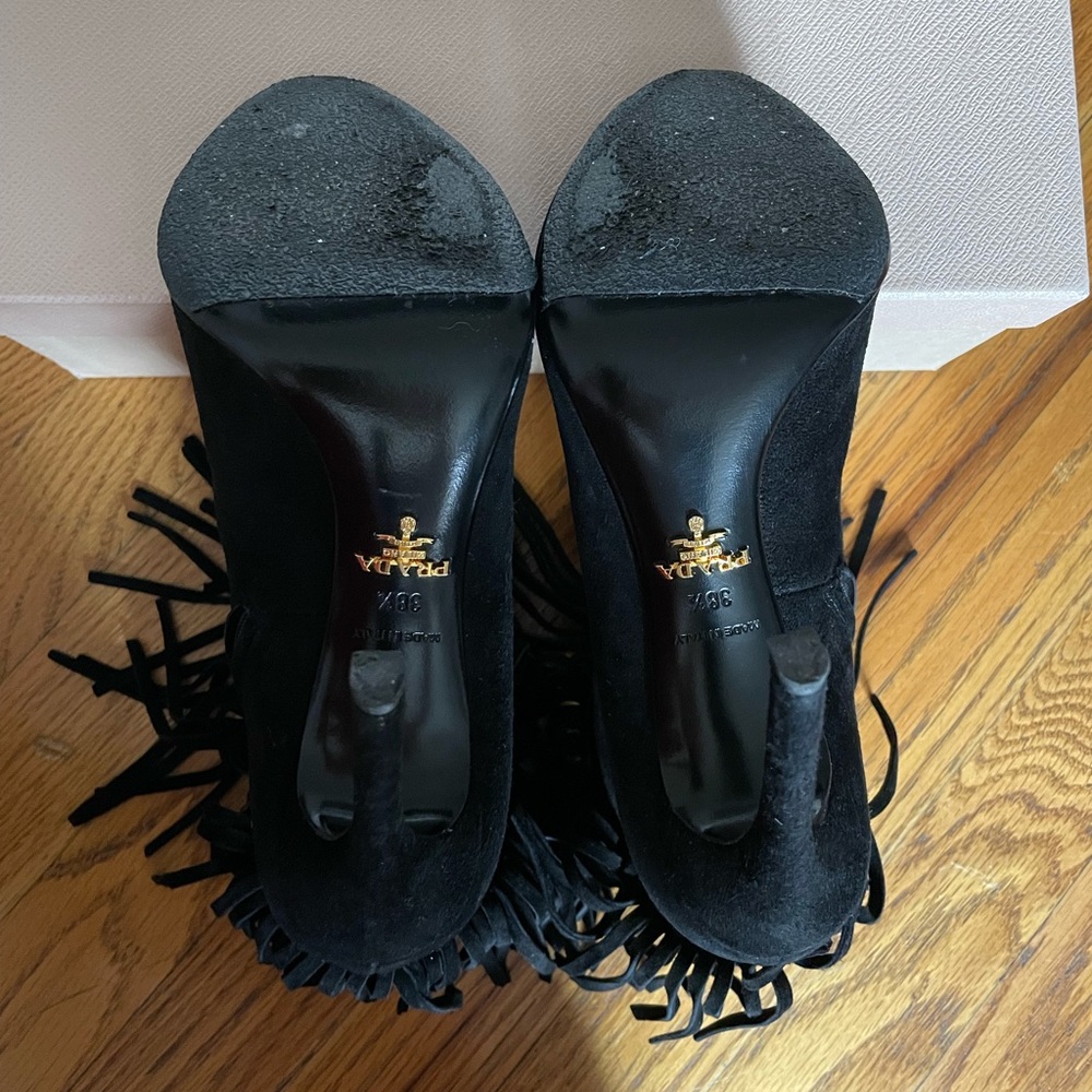Prada Camoscio Nero heels - Picture 5 of 9